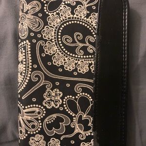Thirty One wallet